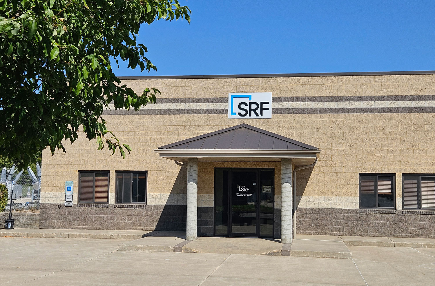 Front office of SRF Consulting’s Bismarck location, linked to job openings at SRF Bismarck office.